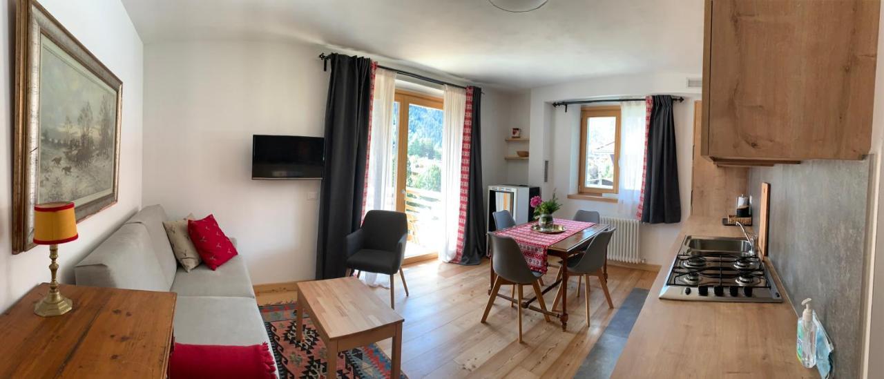 Casa Al Sole Apt 1 핀졸로 외부 사진